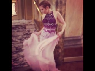 Shake it @emmaroberts you sexy thing!!!💘❤️💖