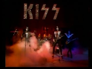 Kiss firehouse (1974)