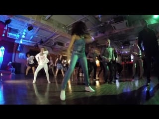 Beatriz, yumi and magui reggaeton animation