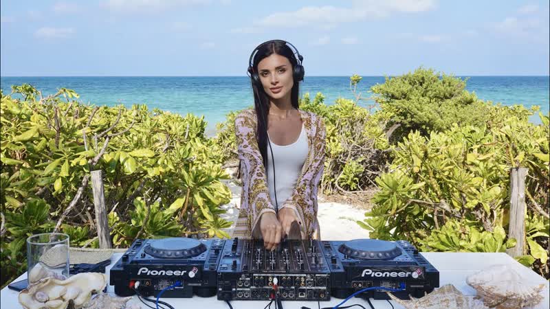 Korolova live @ zanzibar, tanzania