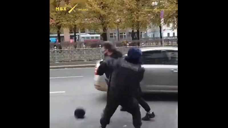 Задержания на русском марше