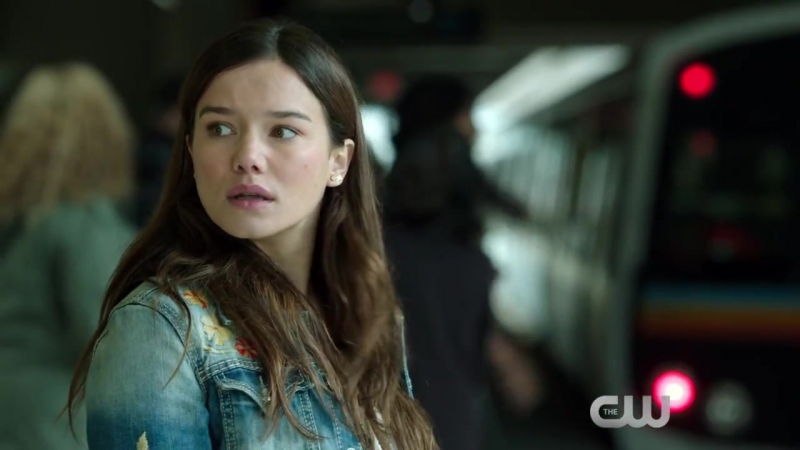 Containment first look trailer the cw