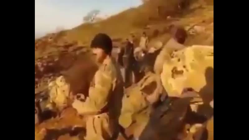 Азербайджанским военнослужащим по рации сообщают об окончании войны и полной капитуляции армении
