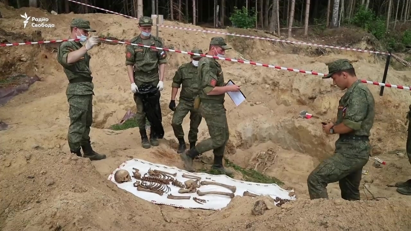 Карьер на останках погибших солдат