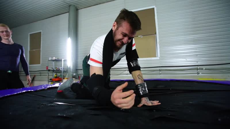 [дюшес] батут vs супер липкий клей!