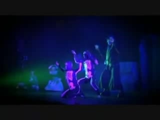 Kuroshitsuji musical song 4 howl brings you unhappiness (undertaker) рус саб