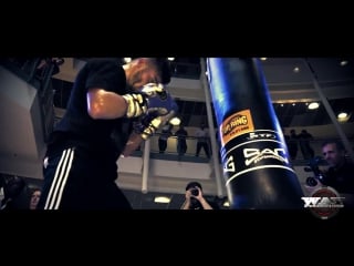 David lemieux public training ( for goloin fight ) punching bag
