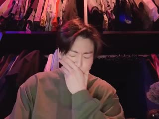 Заберите чонгука из шкафа pt 1