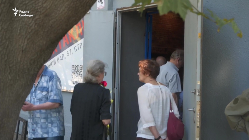 В москве простились с юрием рыжовым