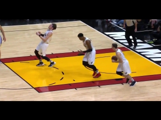 Zaza pachulia slaps luke babbit in the face