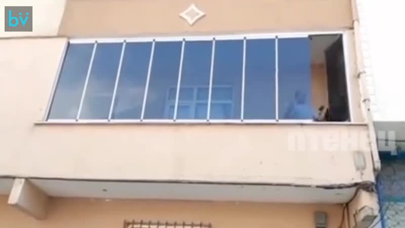 Безрамное остекление на балконе