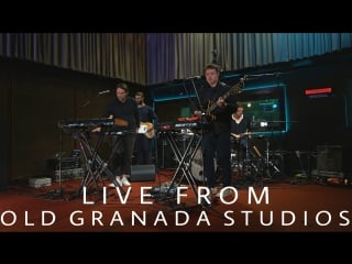 Tender live from old granada studios