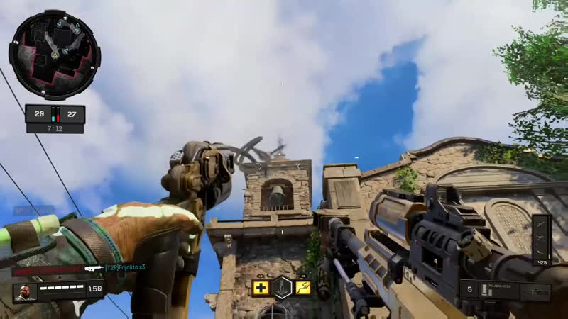 I hit a noscope on the highest point in slums! black ops 4