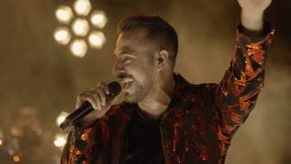 Satin soul/ can't get enough of your love, babe/ you're the firts, the last, my everything