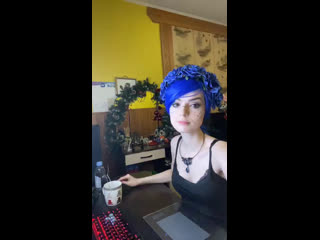Mightyraccoon cosplay & art live