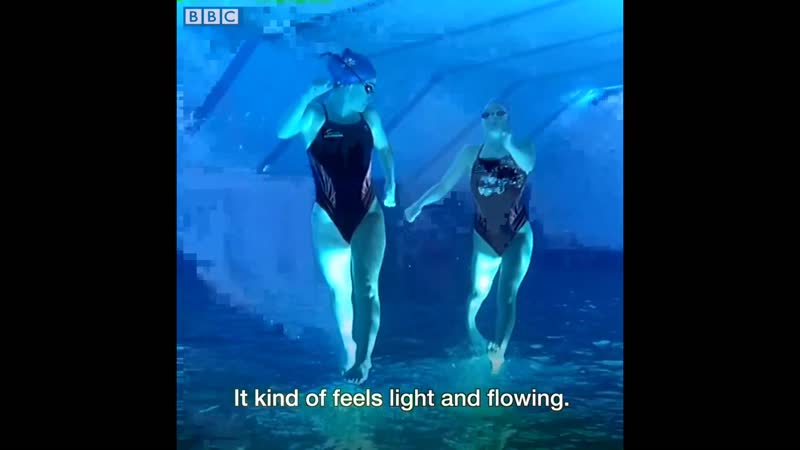 Синхронное плавание «вверх тормашками»