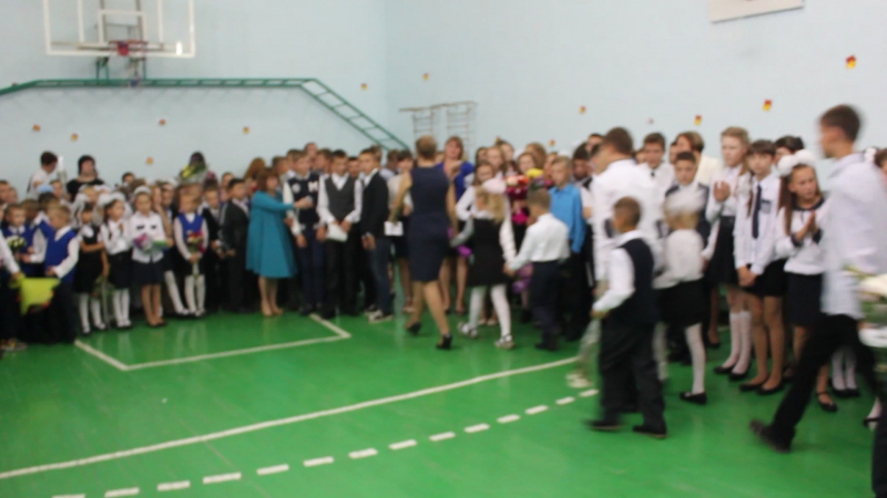 Линейка у первоклассников в селе верхние белозёрки