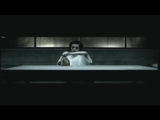 White robe vs fly on the wall ( ) uncensored sin censura