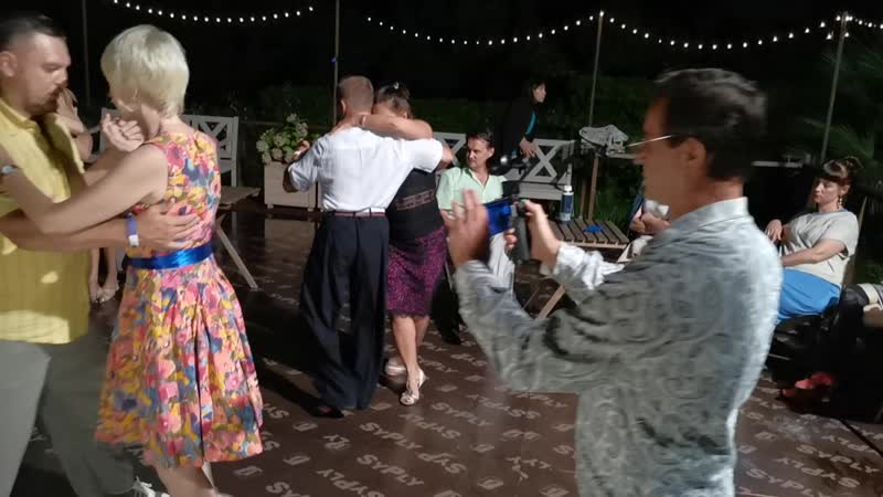 Милонга modern tango в лоо