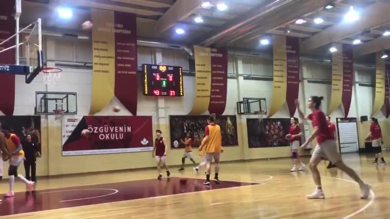 30 mart günü deplasmanda oynayacağı mersin bb maçının hazırlıklarını bugün florya tesisleri’nde yaptığı antrenmanla sürdürdü