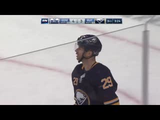 Sabres’ jason pominville stops himself from scoring tying goal on empty net