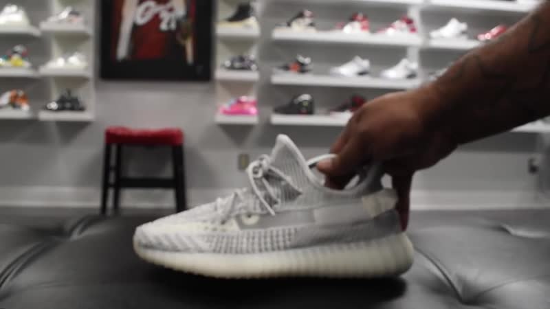 Yeezy boost 350 v2 static + on foot