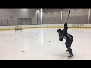 Practice boston bruina torey krug#47 shots