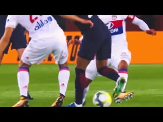 Красивый пас пяткой