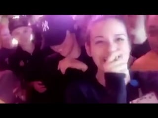 Selena with fans at texas roadhouse!