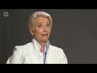 Late night's emma thompson and mindy kaling play "name the review" | rotten tomatoes