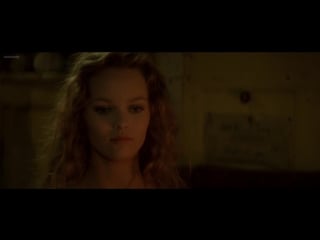 Ванесса паради (vanessa paradis) голая в фильме «элиза» (1994)