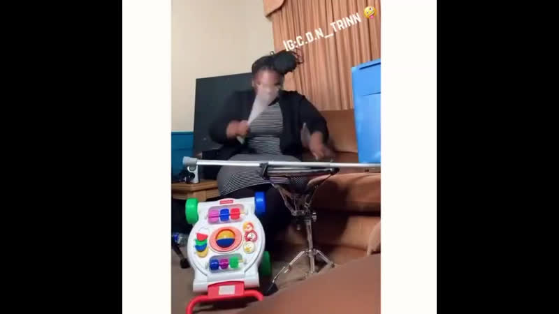 Шок! 😱 видео доказательство, что можно играть на ударных без ударной устанои 🥳