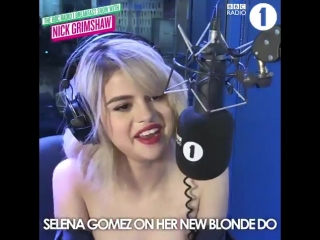 @r1breakfast 💇 @selenagomez is living her best blonde life… maybe @grimmers should go back to it? 🤔