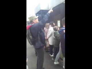 Показательные кормления питомцев зоосада