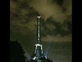 #eiffeltower #bastilleday #santanaadventures париж 14 07 2017