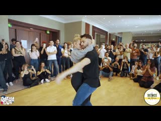 Kiko & christina dancing bachata sensual to 'this woman´s work' @ so nice sbk festival 2k20