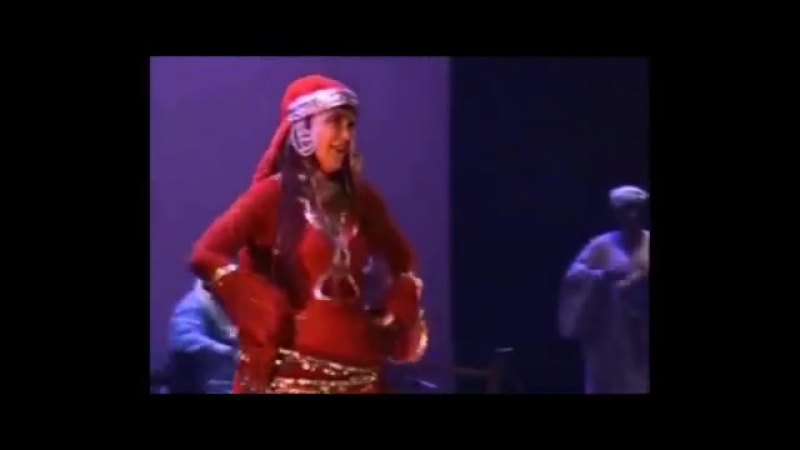 Leila haddad ,egyptian folklore dance بتناديني تاني ليه 6375