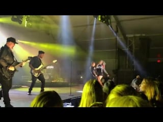 Fergie stones led zeppelin and heart (live @ feinstein summer concert)