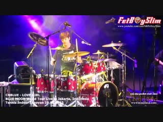 131019 cnblue love girl ( yong hwa played basket ball intro ) live in jakarta, indone