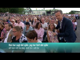 Anders glenmark, sanna nielsen and the audience hon har blommor i sitt hår (allsång på skansen)