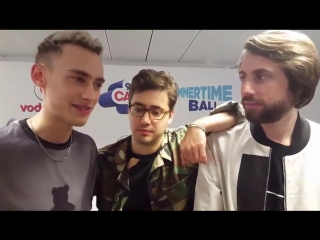 Twitter popbuzz so @alexander olly finally met @truman black and it’s truly wild… #capitalstb @yearsandyears @the1975