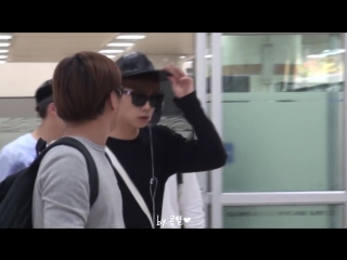 [fancam] 150929 wooyoung @ gimpo airport back from japan