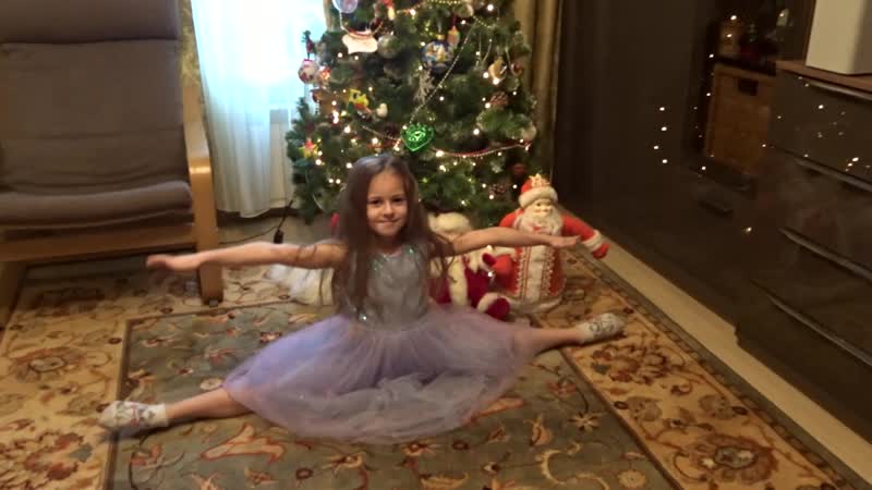 Ёлка желаний в сао дарьяна получила в подарок умную колонку