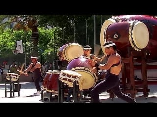 Japanese drums by shumei taiko