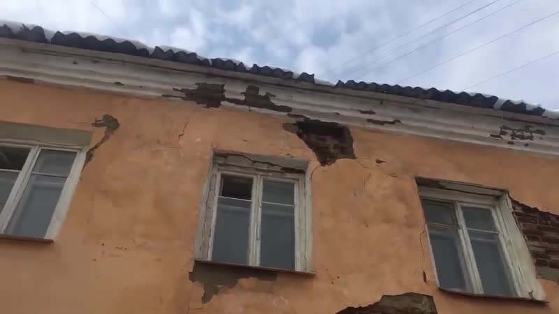 Активисты привлекли внимание коммунальщиков надписью на доме