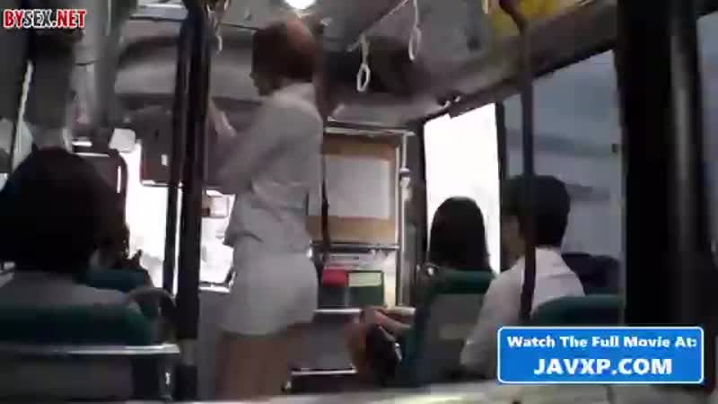 Секс в автобусе азиатки