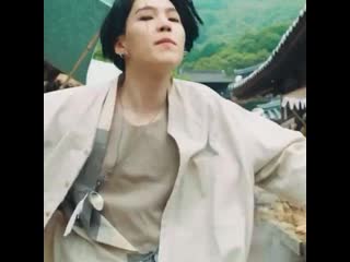 @bts twt jinie, lemme just say that i think this is a lejindary cameo and jungkook pls i literally adore you to bits