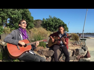 Shades in grey "comet" live in melbourne, australia st kilda beach 28 10 16