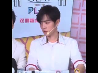 Xiaozhan being a confused baby for 56 seconds straight