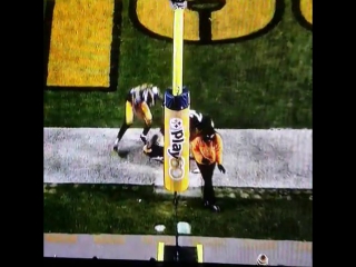 Antonio brown celebrates punt return td by diving legs first